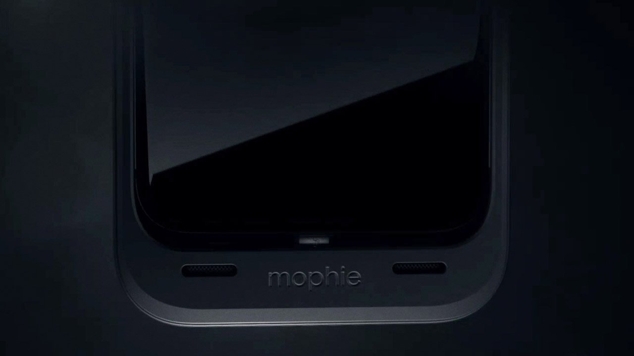 Mophie-Mnemonic-Still-2