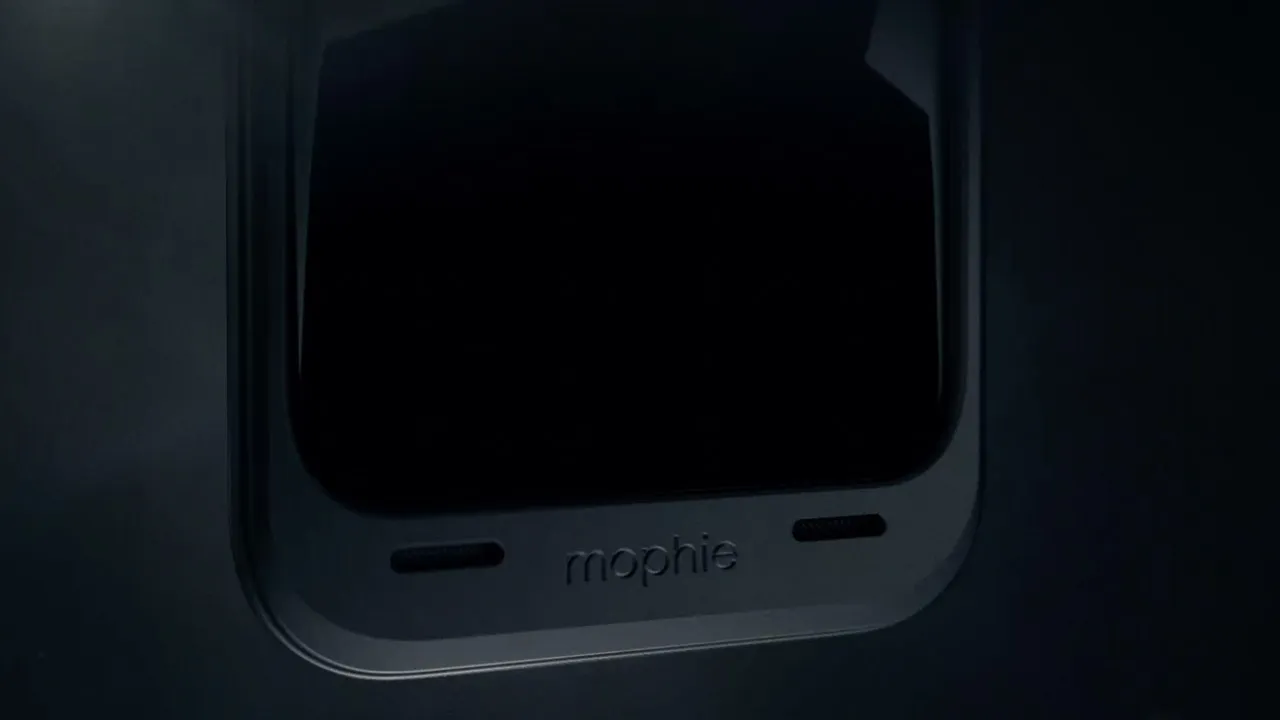 Mophie-Mnemonic-Still-3